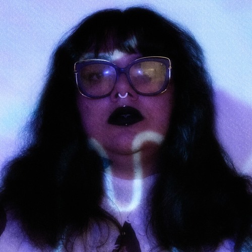 Artist avatar of Ivy Hollivana